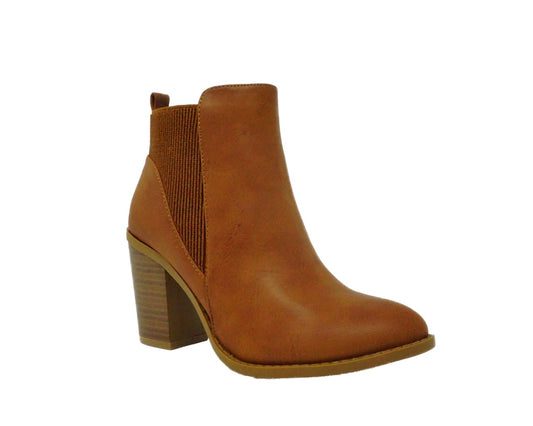 Heather Tan - Boss Babe Shoetique